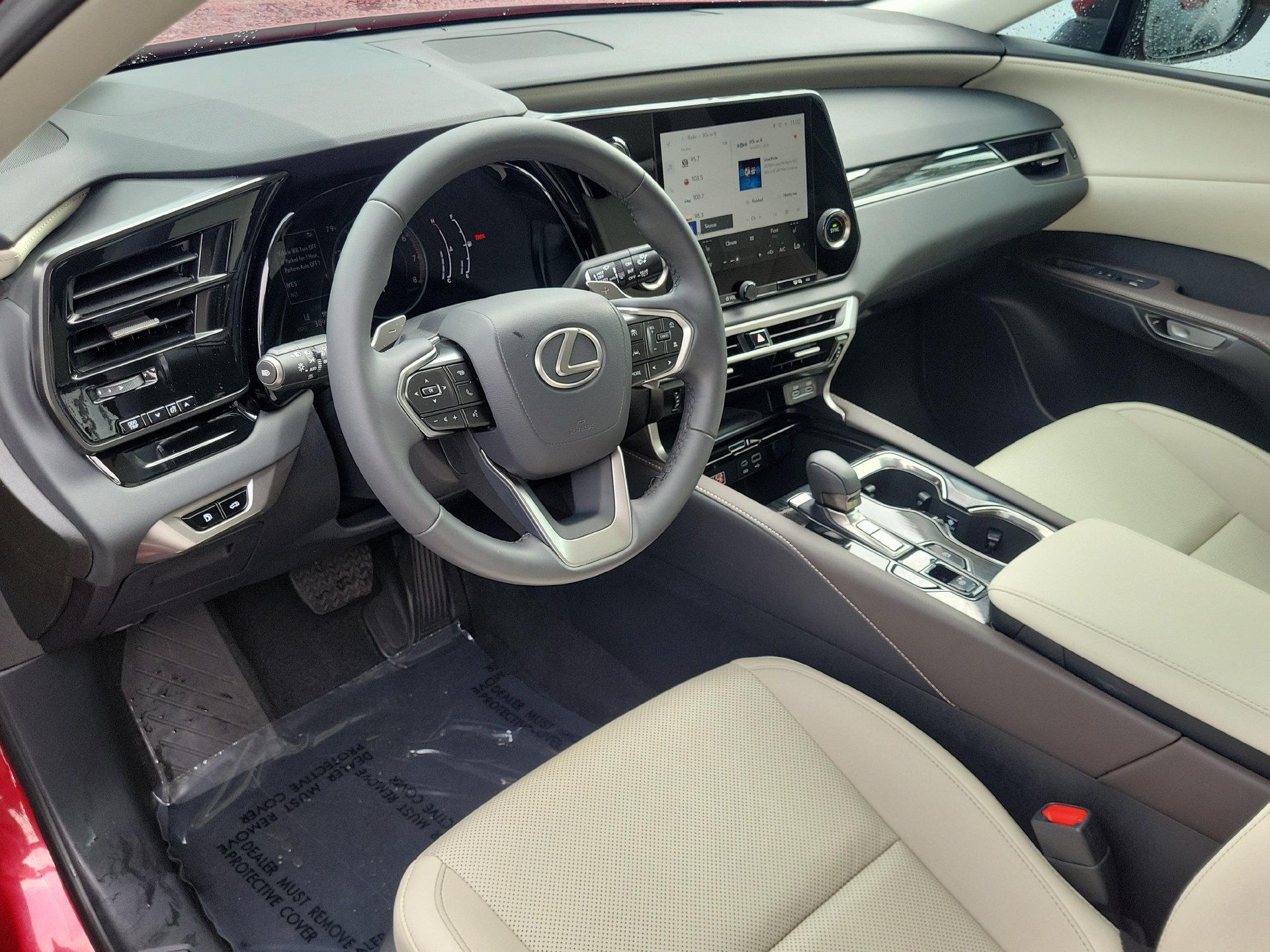 Used 2024 Lexus RX 350 FWD w/ Technology Package image 23