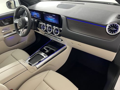 New 2026 Mercedes-Benz GLA 250 4MATIC image 27
