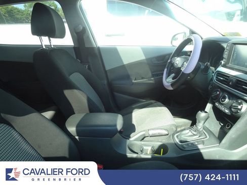 Used 2018 Hyundai Kona SEL w/ SEL Tech Package 02 FWD image 6