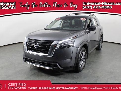 Certified 2024 Nissan Pathfinder SL FWD image 1