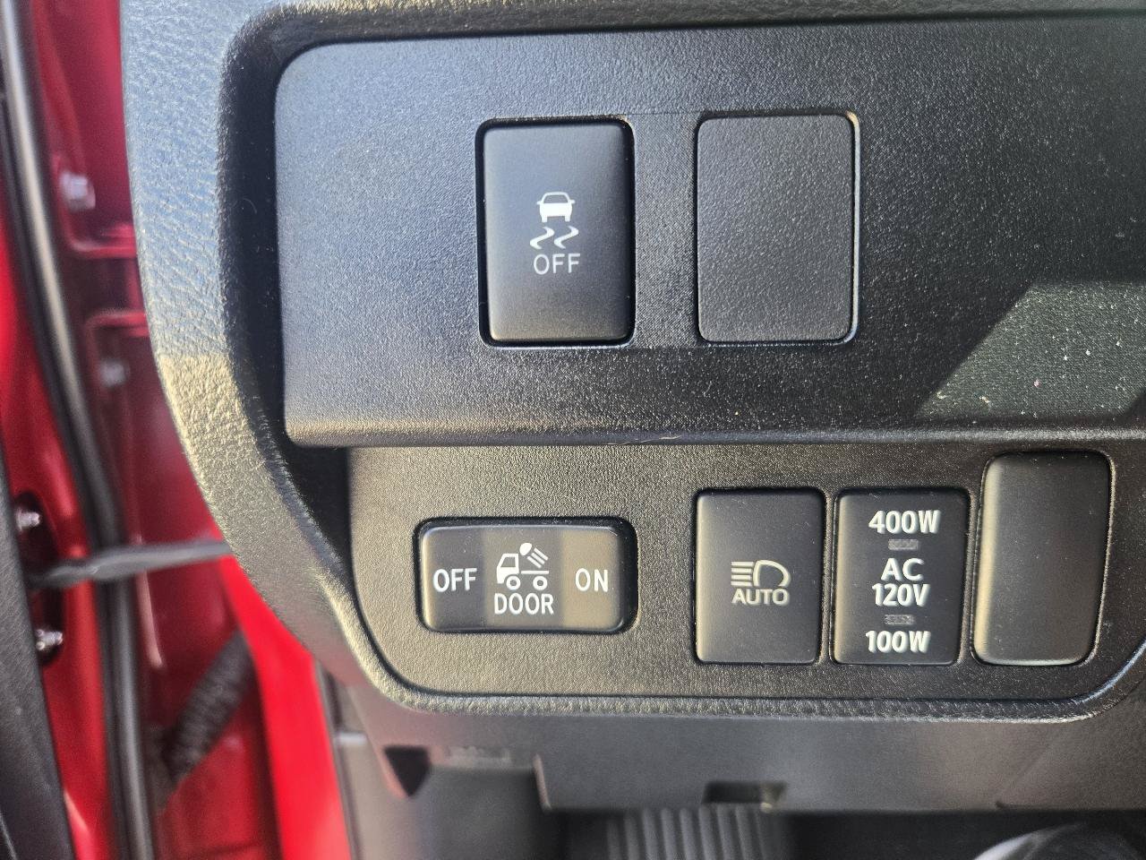 Used 2020 Toyota Tacoma TRD Sport w/ TRD Premium Sport Package RWD image 14