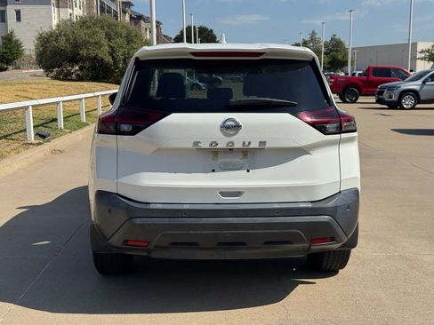 Used 2021 Nissan Rogue S FWD image 5