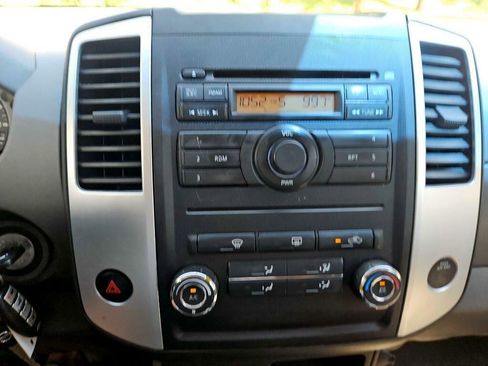 Used 2012 Nissan Xterra S image 16