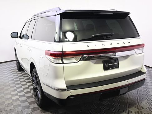 Used 2022 Lincoln Navigator Black Label AWD/4WD image 4