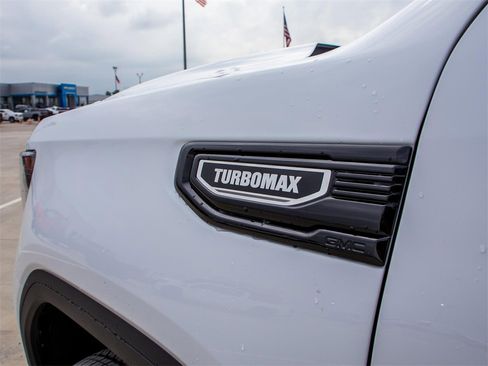 New 2026 GMC Sierra 1500 Elevation image 20