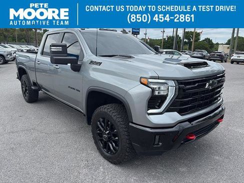 Used 2025 Chevrolet Silverado 2500 LT w/ Trail Boss Package AWD/4WD image 1