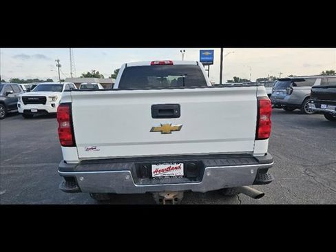 Used 2019 Chevrolet Silverado 2500 LT w/ LT Convenience Package AWD/4WD image 4