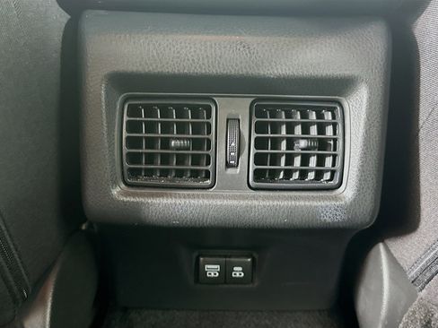 Used 2025 Toyota Camry LE image 27