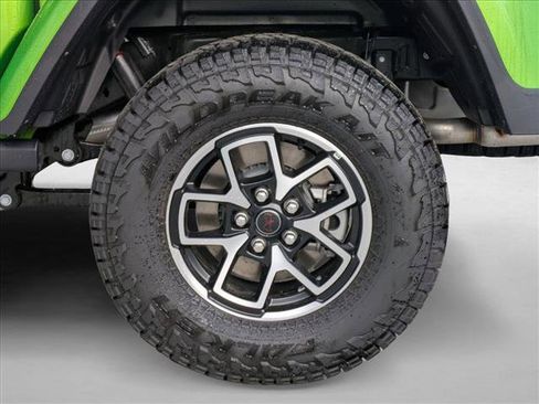 New 2025 Jeep Gladiator Rubicon image 9