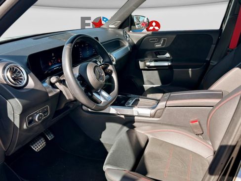 Used 2025 Mercedes-Benz GLB 35 AMG 4MATIC image 10