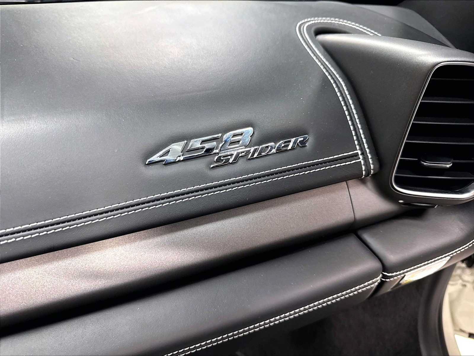 Used 2015 Ferrari 458 Spider RWD image 31