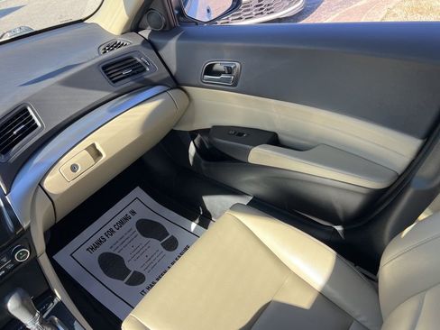 Used 2017 Acura ILX image 26