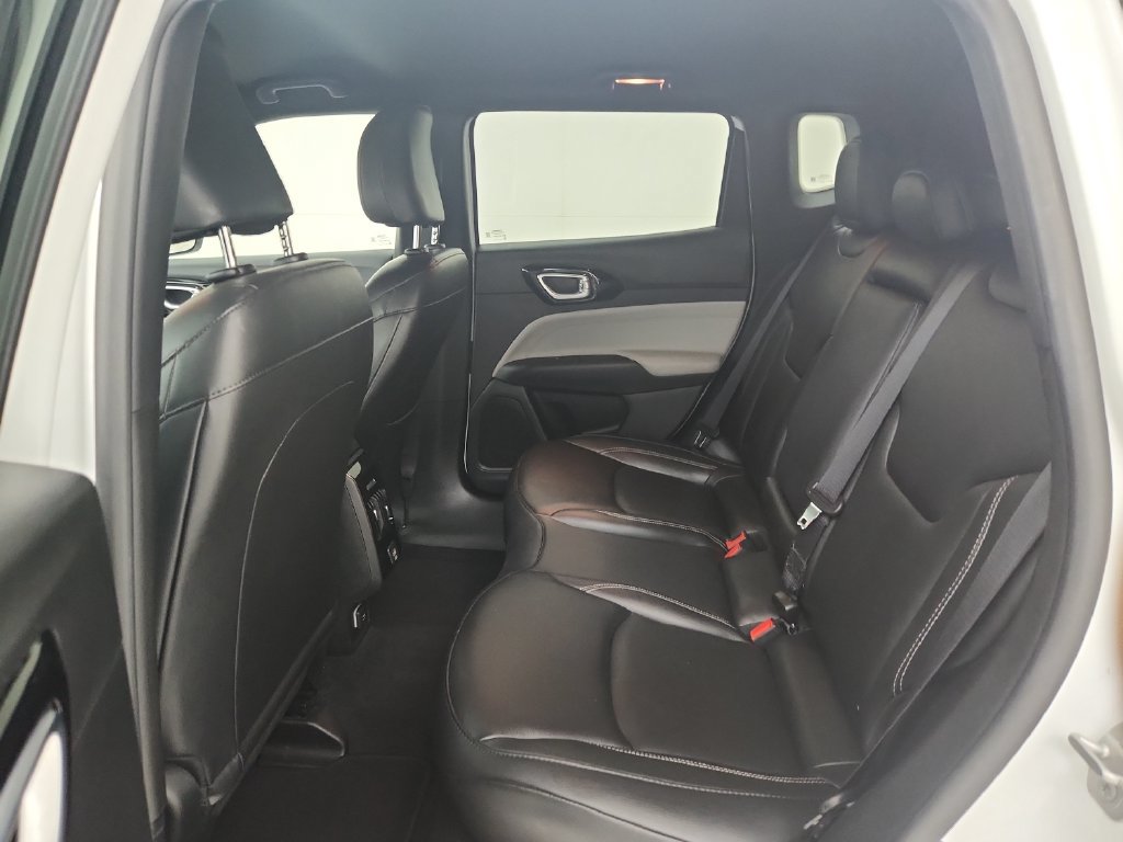 Certified 2026 Jeep Compass Limited AWD/4WD image 33