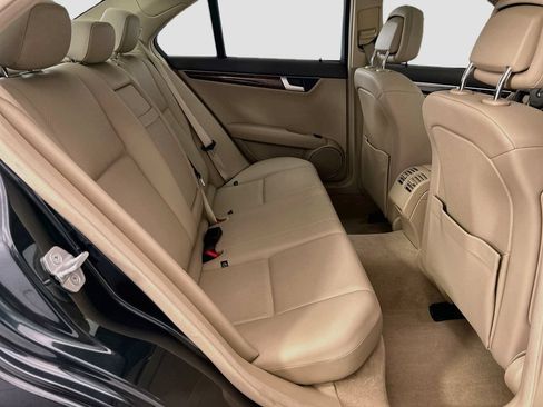 Used 2012 Mercedes-Benz C 250 Sedan image 21
