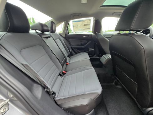 New 2026 Volkswagen Jetta SE FWD image 11