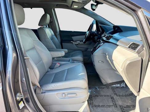 Used 2015 Honda Odyssey EX-L image 34