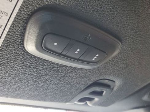 Certified 2022 Jeep Wrangler Unlimited Sahara w/ Cold Weather Group image 20