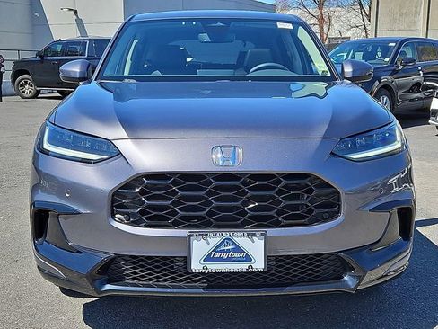 Used 2023 Honda HR-V EX-L image 2