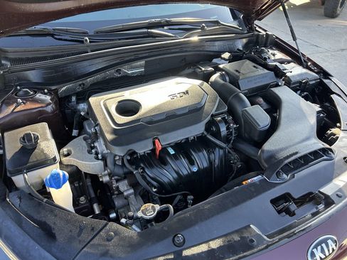 Used 2020 Kia Optima LX image 33