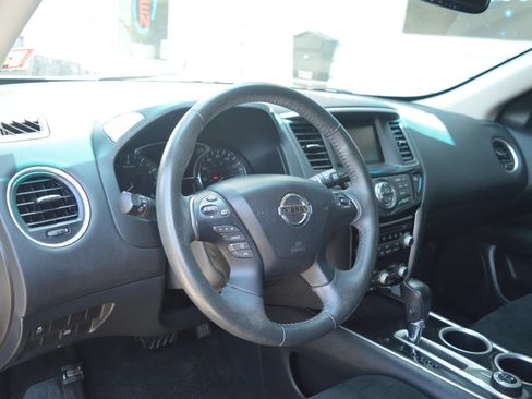 Used 2015 Nissan Pathfinder SV w/ Trailer Tow Package AWD/4WD image 33