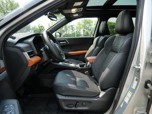 Used 2025 Mitsubishi Outlander SEL AWD/4WD image 15