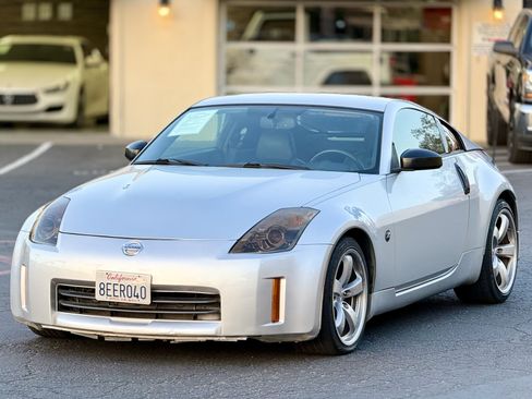 Used 2007 Nissan 350Z Grand Touring w/ Cargo Convenience Pkg RWD image 3