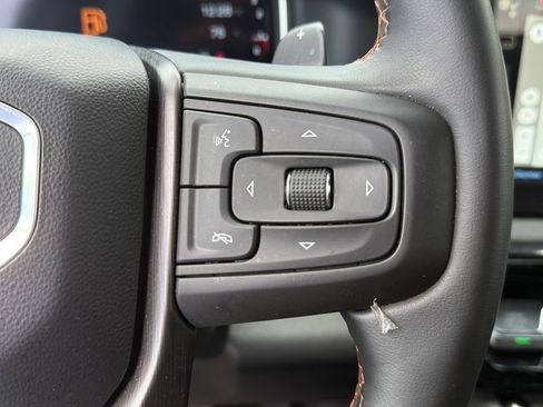 Used 2024 GMC Sierra 1500 AT4 w/ Technology Package AWD/4WD image 26
