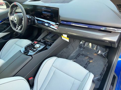 New 2027 BMW M5 w/ Carbon Package AWD/4WD image 14
