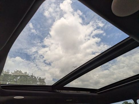 Used 2022 Ford F150 Platinum w/ Equipment Group 701A High image 15