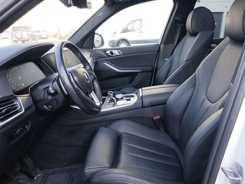 Used 2022 BMW X5 xDrive40i w/ Climate Comfort Package image 3