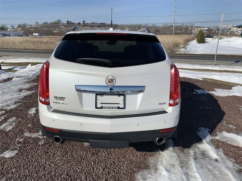Used 2014 Cadillac SRX Luxury w/ Driver Assist Package image 7