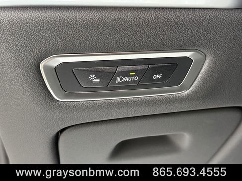 Used 2025 BMW X7 xDrive40i image 27