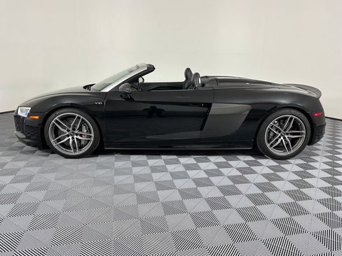 Used 2018 Audi R8 V10 plus AWD/4WD image 10