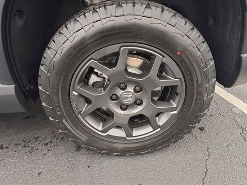 New 2025 Honda Pilot TrailSport image 35