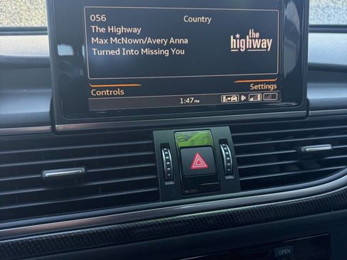 Used 2018 Audi S6 Premium Plus image 19