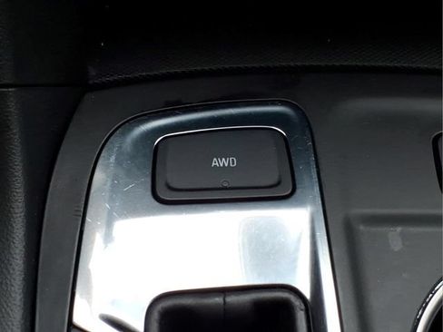 Used 2024 Chevrolet Equinox LT w/ LPO, Floor Liner Package AWD/4WD image 22