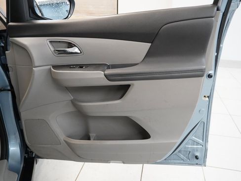 Used 2014 Honda Odyssey EX-L image 31