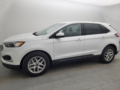 Used 2024 Ford Edge SEL image 2