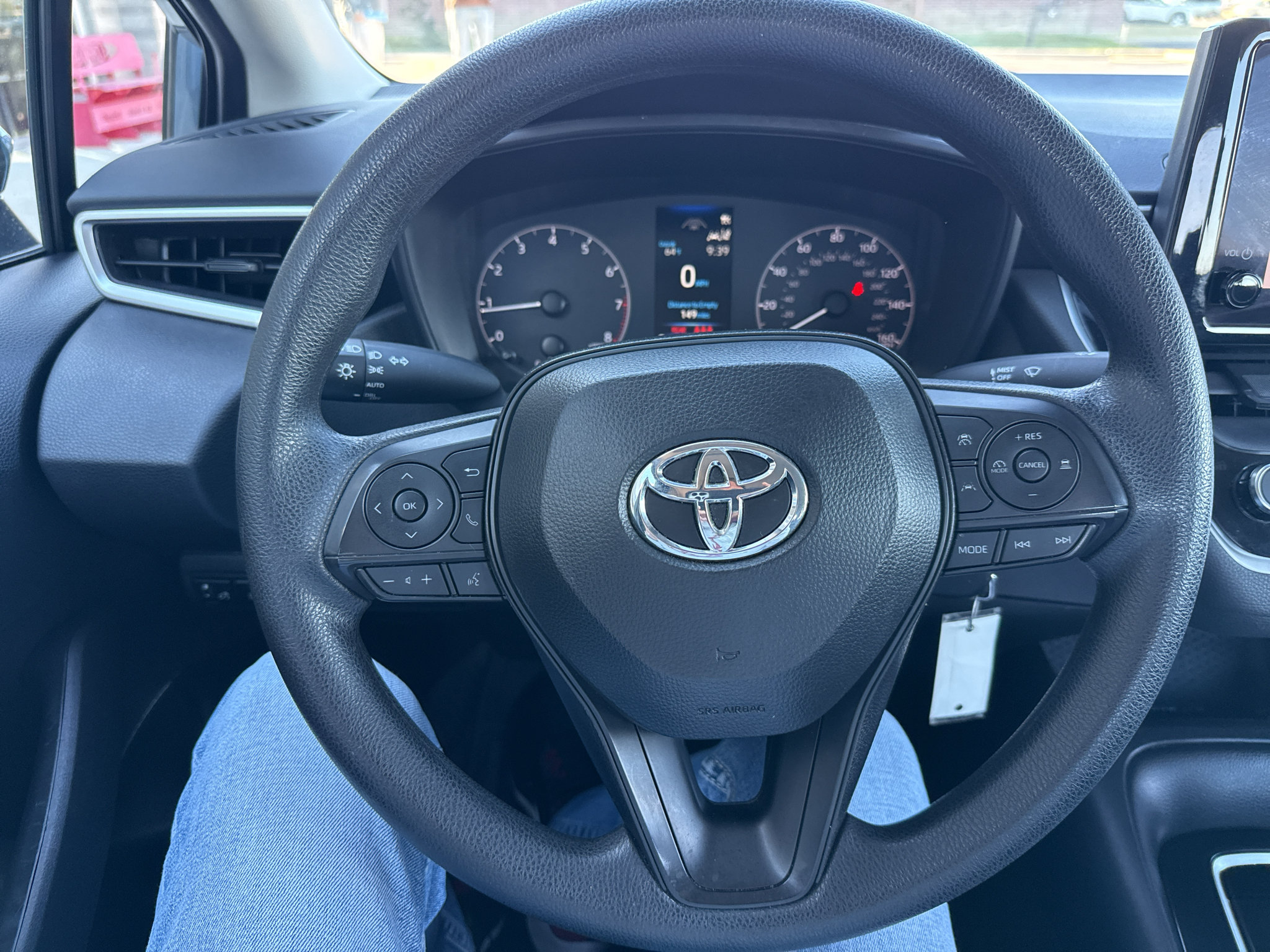 Used 2024 Toyota Corolla LE FWD image 22