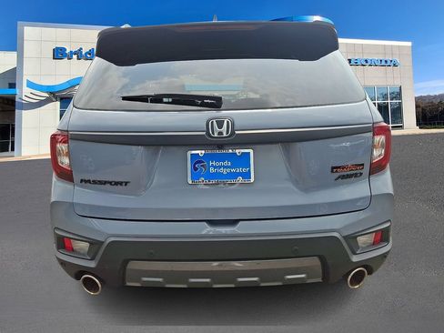 Used 2023 Honda Passport TrailSport image 5