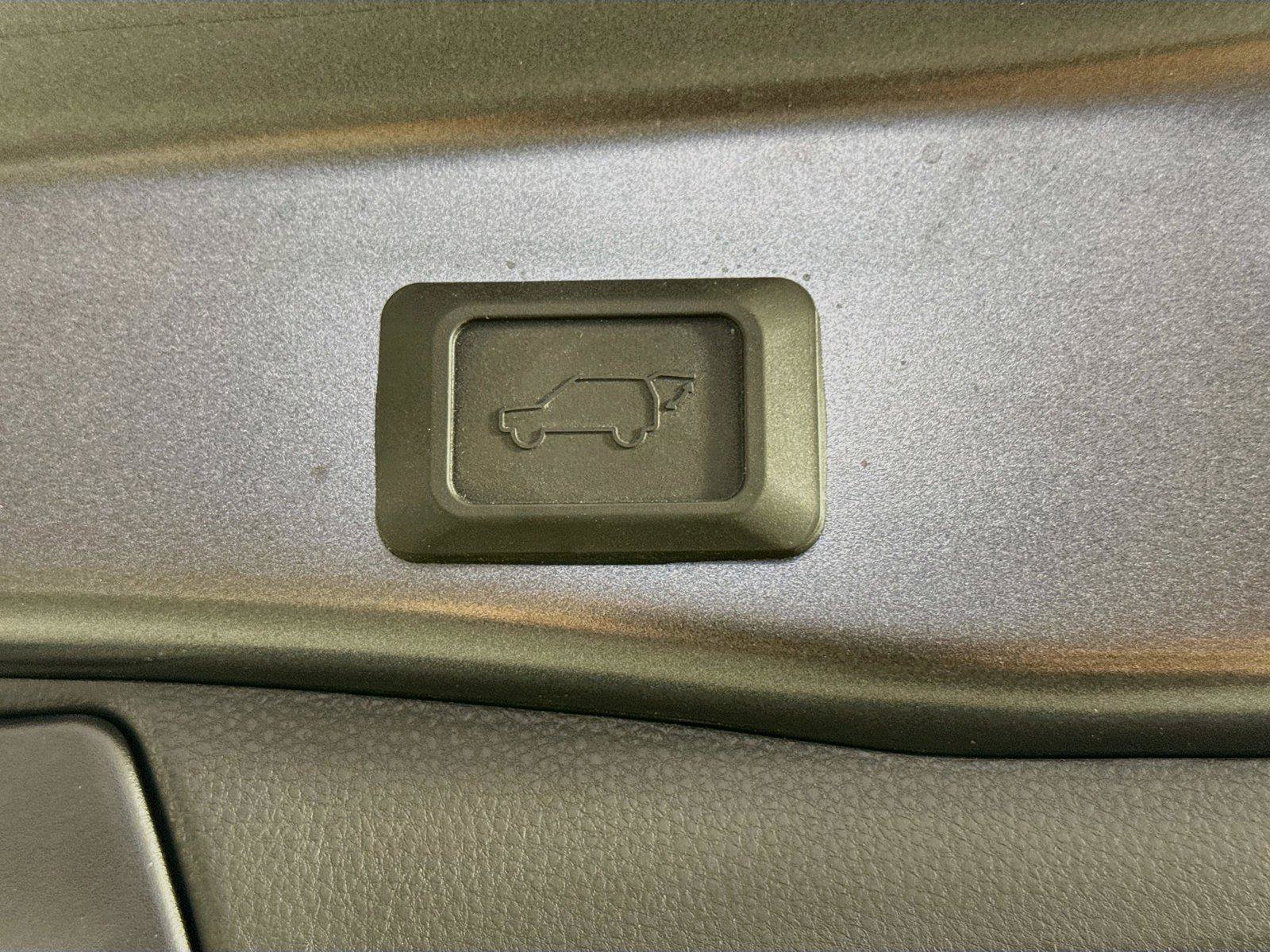 Certified 2025 Toyota RAV4 XLE w/ Convenience Package FWD image 39