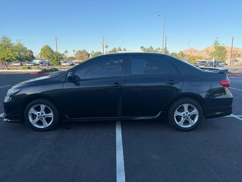 Used 2013 Toyota Corolla S image 4