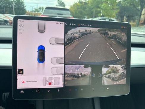 Used 2021 Tesla Model 3 Performance image 20