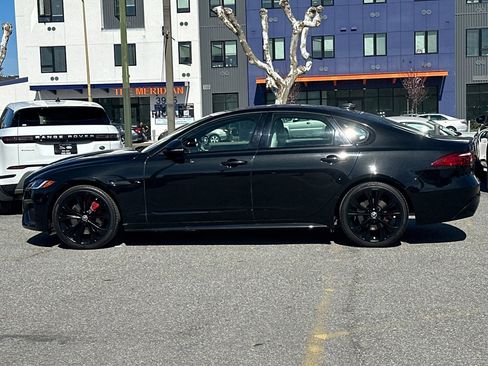 Used 2024 Jaguar XF R-Dynamic SE image 3