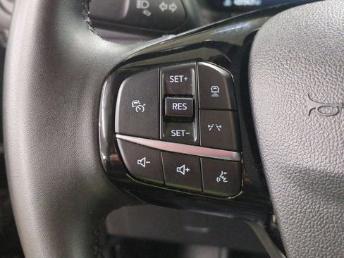 Used 2024 Ford Escape Platinum image 19