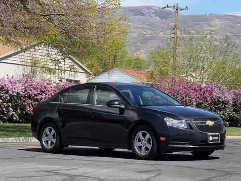 Used 2014 Chevrolet Cruze LT image 3