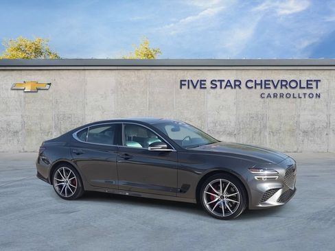 Used 2025 Genesis G70 2.5T RWD image 2