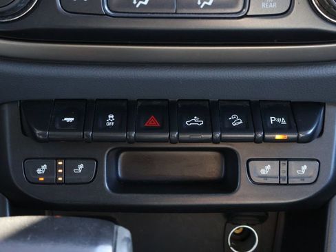 Used 2021 Chevrolet Colorado Z71 image 20