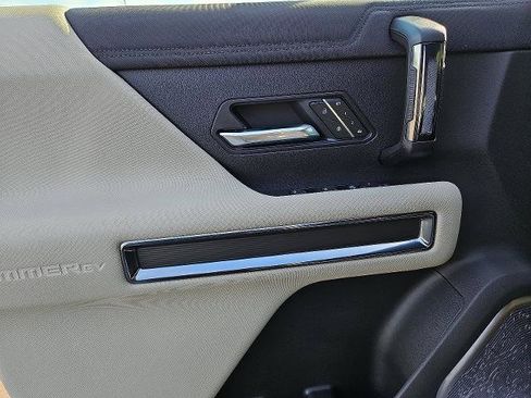 New 2026 GMC Hummer EV SUV image 10
