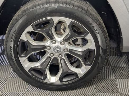 Used 2023 RAM 1500 Limited AWD/4WD image 8